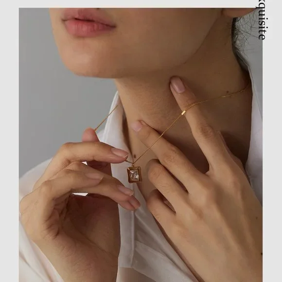 ^NEW 18K Gold Plated Emerald Cut Diamond Square Pendant Necklace - Picture 3 of 5